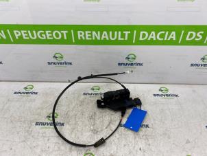 Gebruikte Portierslot Mechaniek 2Deurs links Peugeot 207/207+ (WA/WC/WM) 1.6 16V Prijs € 35,00 Margeregeling aangeboden door Snuverink Autodemontage