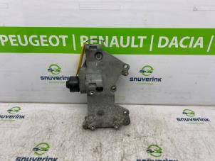 Gebruikte Dynamosteun boven Renault Twingo II (CN) 1.2 Prijs € 160,00 Margeregeling aangeboden door Snuverink Autodemontage