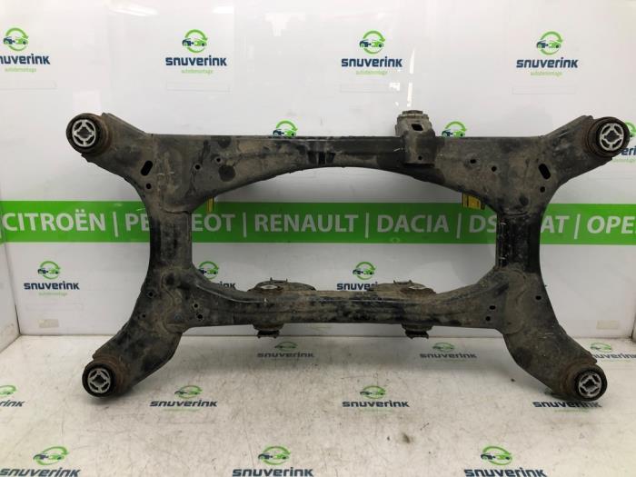 Subframe van een Jeep Compass II (MP) 1.4 Multi Air2 16V 4x4 2017