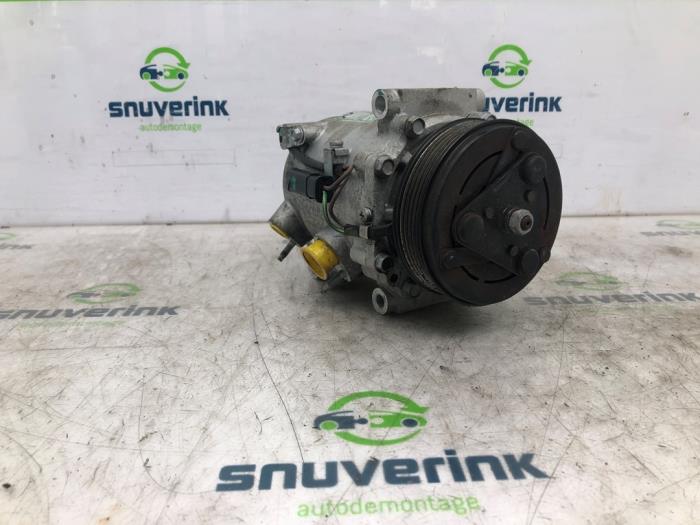 Gebruikte Aircopomp Opel Corsa F (UB/UH/UP) 1.2 12V 75 Prijs € 224,25 Margeregeling aangeboden door Snuverink Autodemontage