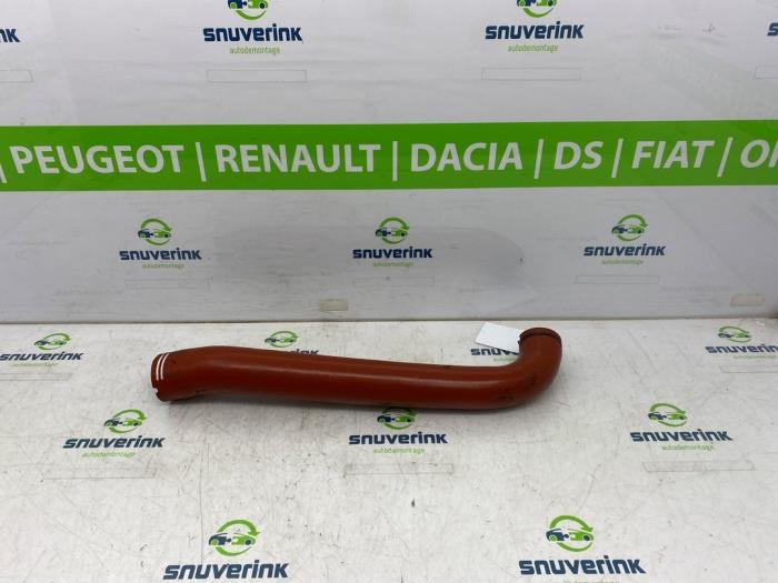 Gebruikte Intercooler Slang Iveco New Daily VI 35C17, 35S17, 40C17, 50C17, 65C17, 70C17 Prijs € 46,28 Inclusief btw aangeboden door Snuverink Autodemontage