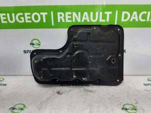 Gebruikte Carterpan Renault Twingo III (AH) 1.0 SCe 70 12V Prijs € 45,00 Margeregeling aangeboden door Snuverink Autodemontage