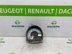 Gebruikte Instrumentenpaneel Peugeot 107 1.0 12V Prijs € 80,00 Margeregeling aangeboden door Snuverink Autodemontage