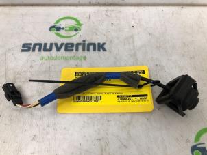 Gebruikte Camera achteruitrijden Renault Zoé (AG) 46kW Prijs € 70,79 Inclusief btw aangeboden door Snuverink Autodemontage