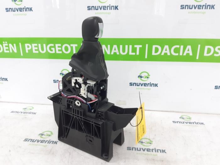 Gebruikte Pook Renault Arkana (RJLL) 1.6 E-Tech 145 16V Prijs € 90,00 Margeregeling aangeboden door Snuverink Autodemontage