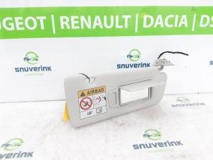 Gebruikte Zonneklep Renault Arkana (RJLL) 1.6 E-Tech 145 16V Prijs op aanvraag aangeboden door Snuverink Autodemontage