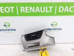 Gebruikte Luchtrooster Dashboard Renault Arkana (RJLL) 1.6 E-Tech 145 16V Prijs € 80,00 Margeregeling aangeboden door Snuverink Autodemontage