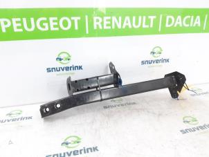 Gebruikte Subframe Renault Arkana (RJLL) 1.6 E-Tech 145 16V Prijs op aanvraag aangeboden door Snuverink Autodemontage