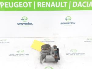 Gebruikte Gasklephuis Renault Arkana (RJLL) 1.6 E-Tech 145 16V Prijs € 85,50 Margeregeling aangeboden door Snuverink Autodemontage