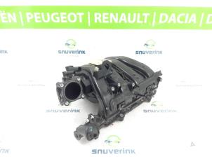 Gebruikte Spruitstuk Inlaat Renault Arkana (RJLL) 1.6 E-Tech 145 16V Prijs € 220,00 Margeregeling aangeboden door Snuverink Autodemontage