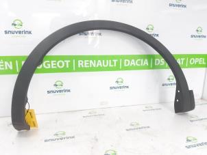 Gebruikte Spatbordverbreder Renault Arkana (RJLL) 1.6 E-Tech 145 16V Prijs op aanvraag aangeboden door Snuverink Autodemontage