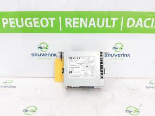 Gebruikte Radio Renault Kadjar (RFEH) 1.3 TCE 140 FAP 16V Prijs € 430,00 Margeregeling aangeboden door Snuverink Autodemontage