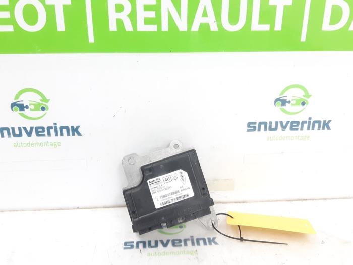 Airbag Module van een Renault Kadjar (RFEH) 1.3 TCE 140 FAP 16V 2019