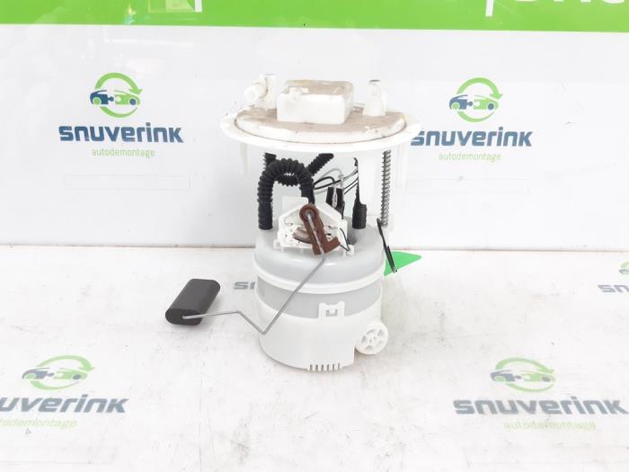 Gebruikte Tank element Pomp Opel Corsa F (UB/UH/UP) 1.2 12V 75 Prijs € 99,00 Margeregeling aangeboden door Snuverink Autodemontage