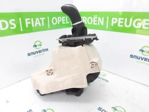 Gebruikte Versnellingspook Opel Corsa F (UB/UH/UP) 1.2 12V 75 Prijs € 89,98 Margeregeling aangeboden door Snuverink Autodemontage