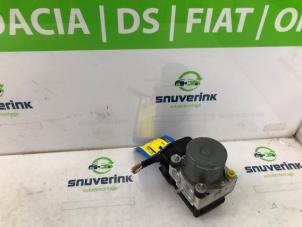 Gebruikte ABS Pomp Peugeot 308 (4A/C) 1.6 VTI 16V Prijs € 224,98 Margeregeling aangeboden door Snuverink Autodemontage