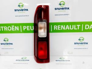 Gebruikte Achterlicht links Renault Trafic (1FL/2FL/3FL/4FL) 1.6 dCi 90 Prijs € 78,65 Inclusief btw aangeboden door Snuverink Autodemontage