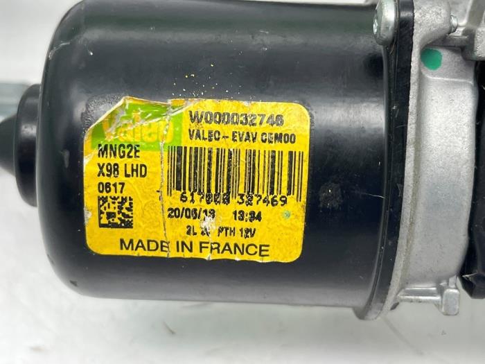 Ruitenwismotor+Mechaniek van een Renault Clio IV Estate/Grandtour (7R) 1.5 Energy dCi 90 FAP 2015