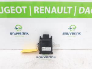 Gebruikte Computer Diversen Renault Captur II (RJB) 1.6 E-Tech 160 Prijs € 81,00 Margeregeling aangeboden door Snuverink Autodemontage