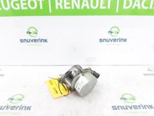 Gebruikte Vacuumpomp Rembekrachtiging Renault Express 1.5 dCi 75 Prijs € 102,85 Inclusief btw aangeboden door Snuverink Autodemontage