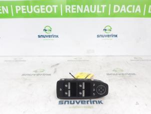 Gebruikte Combischakelaar ramen Renault Megane E-Tech (RCB) 60 kWh Prijs € 81,68 Inclusief btw aangeboden door Snuverink Autodemontage