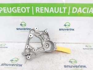 Gebruikte Dynamosteun boven Renault Megane E-Tech (RCB) 60 kWh Prijs € 54,45 Inclusief btw aangeboden door Snuverink Autodemontage