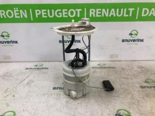 Gebruikte Tank element Pomp Jeep Compass II (MP) 1.4 Multi Air2 16V 4x4 Prijs € 96,78 Inclusief btw aangeboden door Snuverink Autodemontage