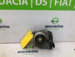 Gebruikte Gasklephuis Renault Megane IV Estate (RFBK) 1.6 GT Energy TCE 205 EDC Prijs € 95,00 Margeregeling aangeboden door Snuverink Autodemontage