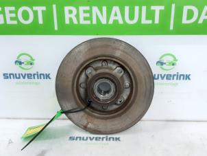 Gebruikte Remschijf achter Opel Crossland (X) 1.2 Turbo 12V Prijs € 65,00 Margeregeling aangeboden door Snuverink Autodemontage