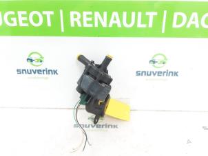 Gebruikte Koelvloeistof pomp Renault Zoé (AG) R90 Prijs € 110,00 Margeregeling aangeboden door Snuverink Autodemontage