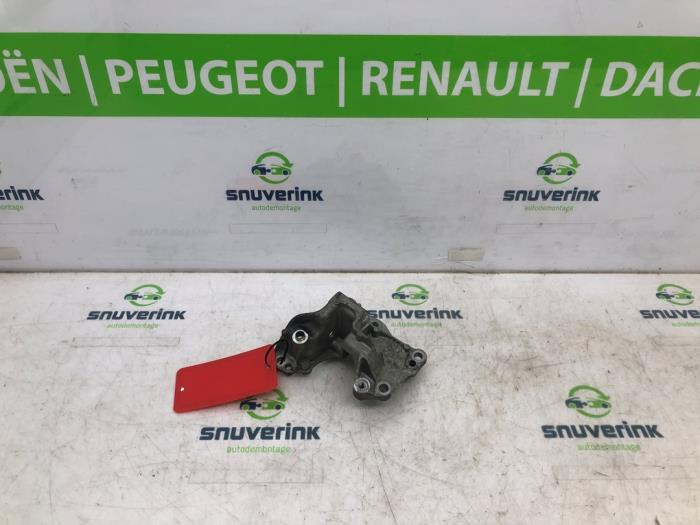 Gebruikte Dynamosteun boven Citroen C3 Aircross I (2C/2R) 1.2 PureTech 82 Prijs € 29,73 Margeregeling aangeboden door Snuverink Autodemontage