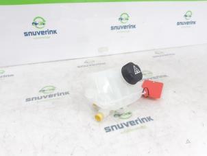 Gebruikte Expansievat DS Automobiles DS 7 1.6 16V E-Tense 225 Prijs € 30,25 Inclusief btw aangeboden door Snuverink Autodemontage