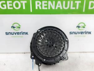 Gebruikte Luidspreker DS Automobiles DS 7 1.6 16V E-Tense 225 Prijs € 30,25 Inclusief btw aangeboden door Snuverink Autodemontage