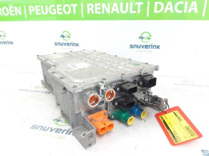 On-board charger van een DS DS 7 1.6 16V E-Tense 225 2023