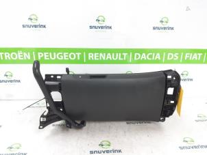 Gebruikte Dashboardkastje Renault Scénic IV (RFAJ) 1.5 Energy dCi 110 Prijs op aanvraag aangeboden door Snuverink Autodemontage