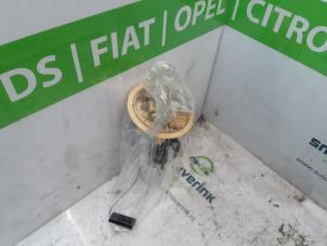 Gebruikte Tank element Pomp Opel Combo Cargo 1.5 CDTI 130 Prijs € 114,35 Inclusief btw aangeboden door Snuverink Autodemontage