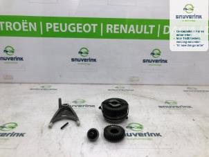 Gebruikte Tandwiel Renault Clio IV Estate/Grandtour (7R) 0.9 Energy TCE 12V Prijs € 60,00 Margeregeling aangeboden door Snuverink Autodemontage