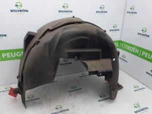 Gebruikte Slijkweerder Citroen C5 Aircross I (A4/AC/AJ/AR) 1.2 e-THP PureTech 130 Prijs € 72,60 Inclusief btw aangeboden door Snuverink Autodemontage