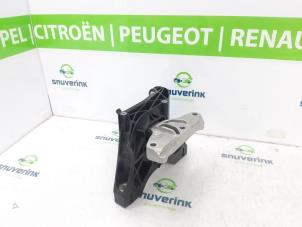 Gebruikte Motorsteun Opel Combo Cargo 1.5 CDTI 130 Prijs € 54,45 Inclusief btw aangeboden door Snuverink Autodemontage