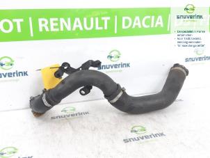 Gebruikte Intercooler Slang Renault Captur (2R) 0.9 Energy TCE 12V Prijs € 33,00 Margeregeling aangeboden door Snuverink Autodemontage