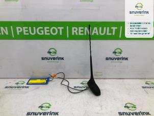 Gebruikte Antenne Peugeot 208 II (UB/UH/UP) 1.2 Vti 12V PureTech 100 Prijs € 36,30 Inclusief btw aangeboden door Snuverink Autodemontage