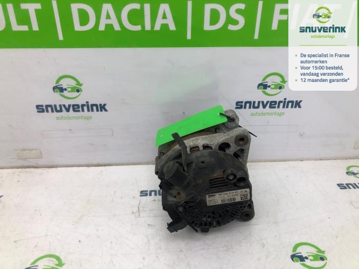 Dynamo van een Opel Vivaro 1.5 CDTI 120 2021