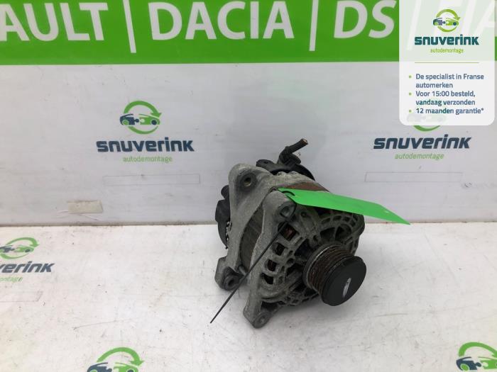 Dynamo van een Opel Vivaro 1.5 CDTI 120 2021