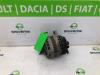 Dynamo van een Opel Vivaro 1.5 CDTI 120 2021