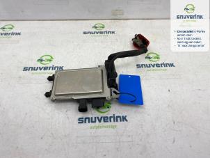 Gebruikte Start/Stop computer Peugeot 3008 II (M4/MC/MJ/MR) 1.2 12V e-THP PureTech 130 Prijs € 165,00 Margeregeling aangeboden door Snuverink Autodemontage