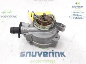 Gebruikte Vacuumpomp (Benzine) Renault Captur II (RJB) 1.3 TCE 130 16V Prijs € 48,40 Inclusief btw aangeboden door Snuverink Autodemontage