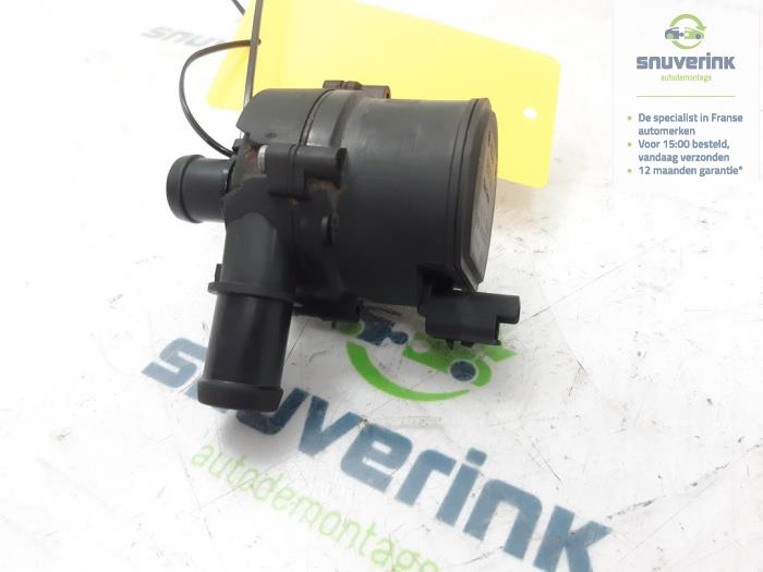 Gebruikte Waterpomp Renault Captur II (RJB) 1.3 TCE 130 16V Prijs € 41,14 Inclusief btw aangeboden door Snuverink Autodemontage