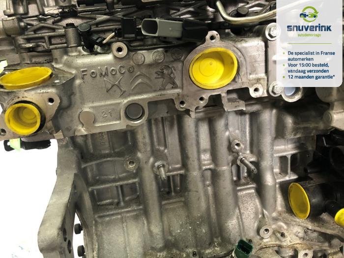 Motor van een Opel Vivaro 1.5 CDTI 120 2021