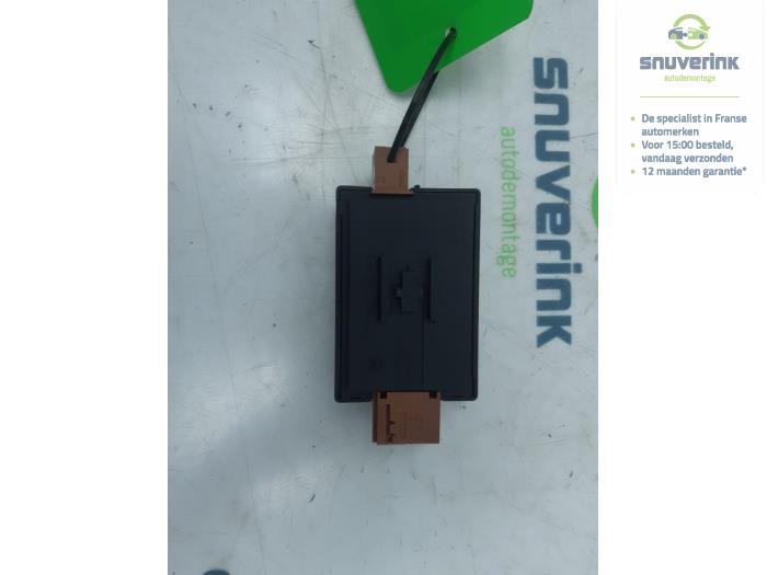 Gebruikte Computer Diversen Opel Vivaro 1.5 CDTI 120 Prijs € 98,01 Inclusief btw aangeboden door Snuverink Autodemontage