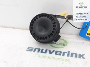 Gebruikte Toeter Peugeot 2008 (UD/UK/UR/US/UX) 1.2 VTi 12V PureTech 130 Prijs € 25,00 Margeregeling aangeboden door Snuverink Autodemontage